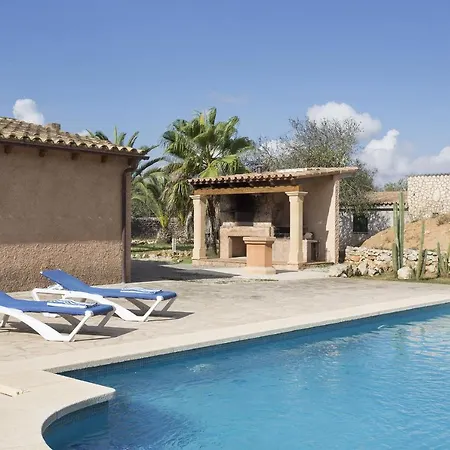 Holiday home Servera